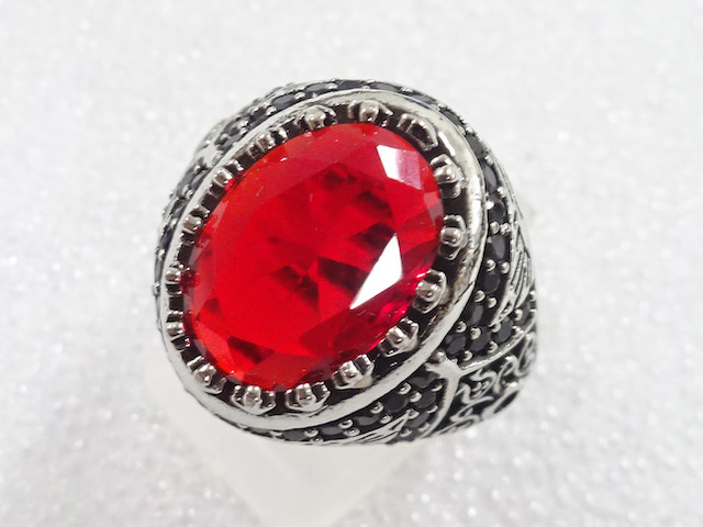 JAPANESE KIMONO / ANTIQUE COLORED STONE RING (SIZE 19.5)